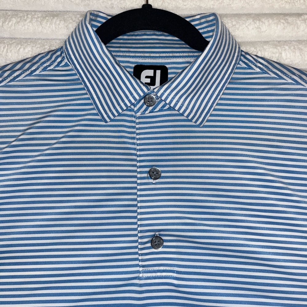FootJoy FJ Men's Blue and White Striped 3 Button Golf Polo Shirt Size M
